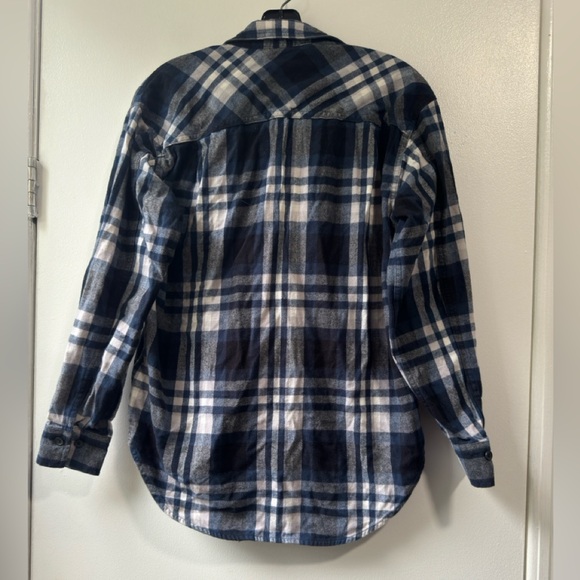 Aritzia The Group by Babaton Fisher Shirt Plaid flannel button-up Sz XS - Picture 5 of 12